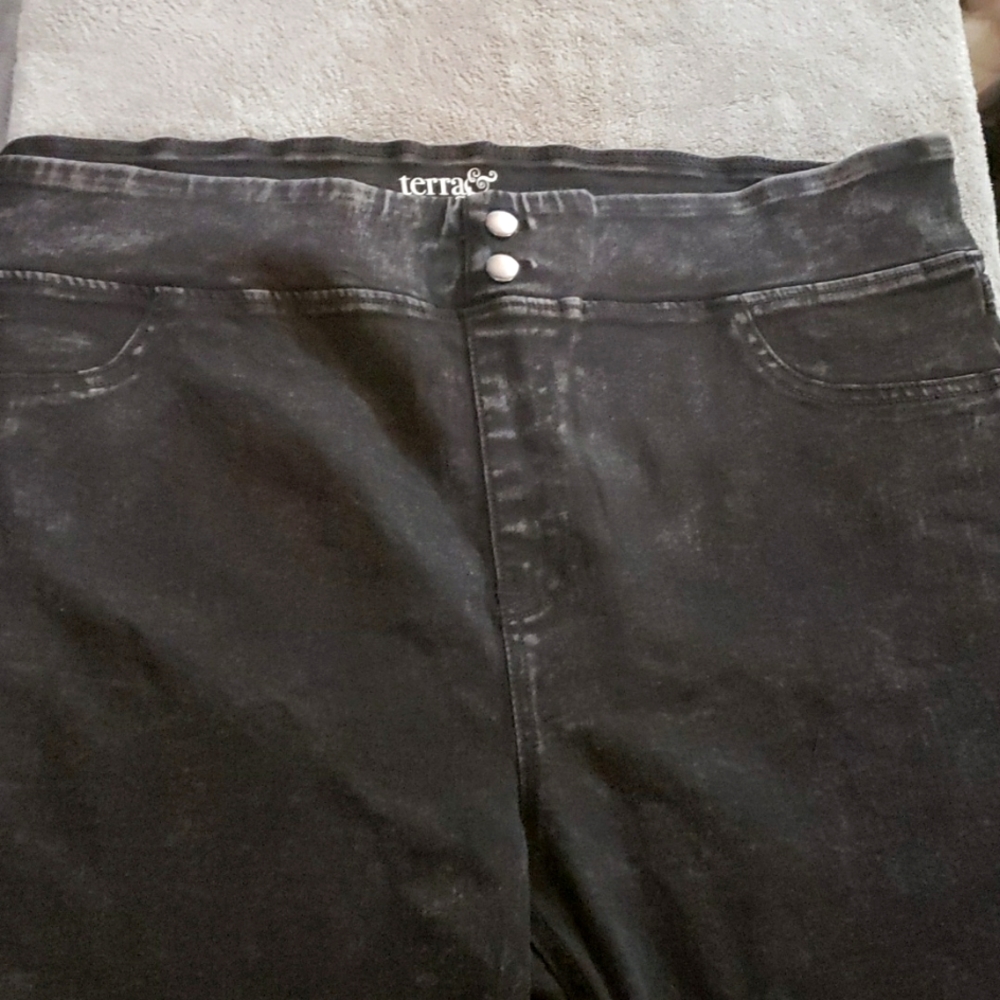 Jeggings fading black color brand new never worn